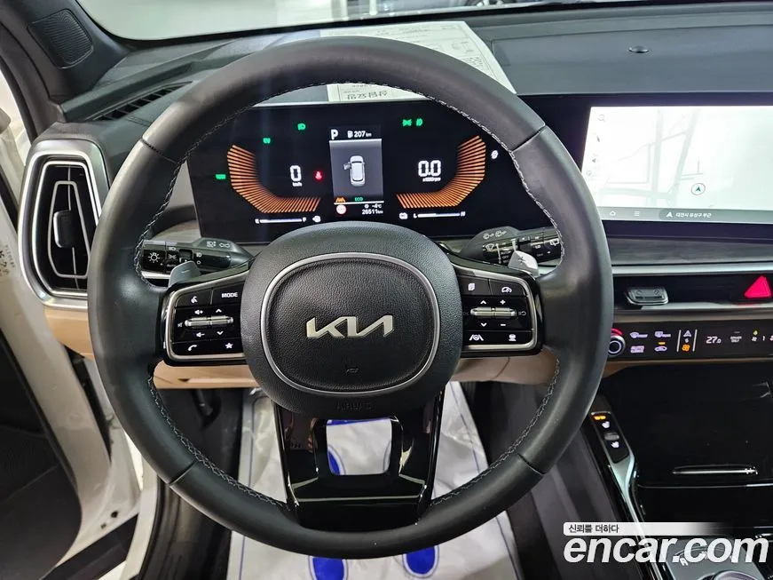 Kia Sorento — фото 5