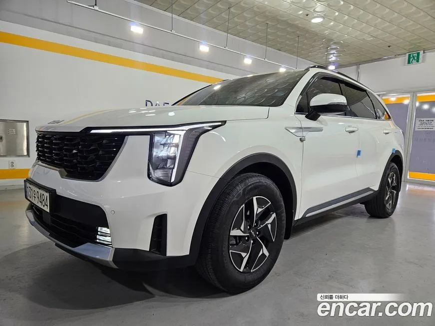 Kia Sorento — фото 9