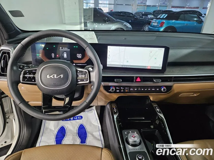 Kia Sorento — фото 10