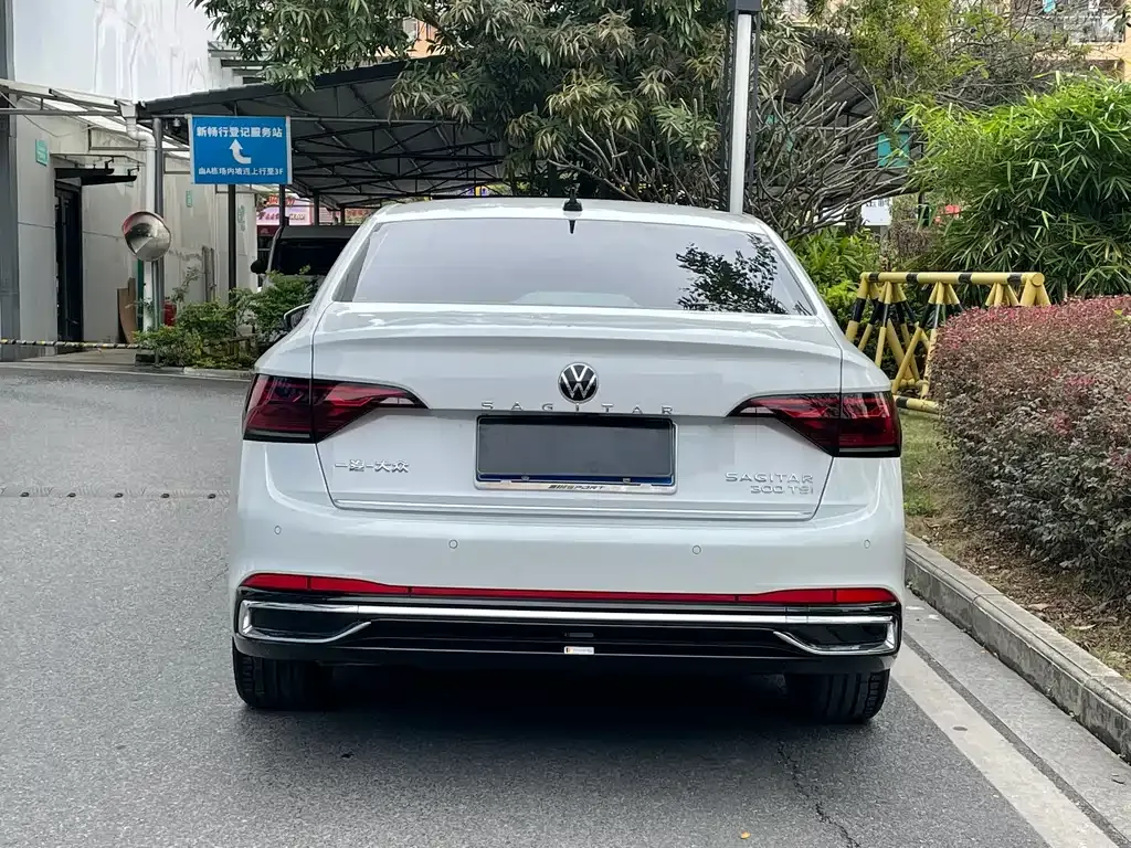 Volkswagen Sagitar 2023 из CN, фото 10