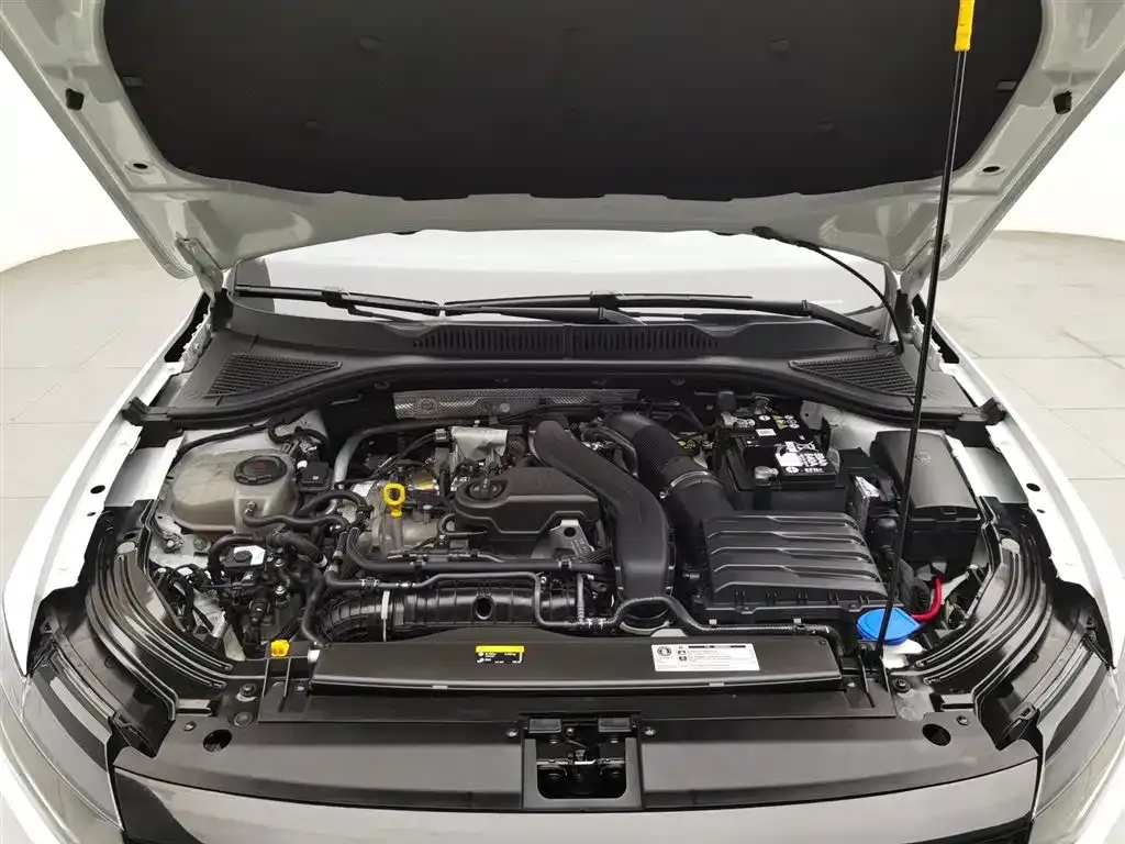 Volkswagen Lavida 2024 из CN, фото 8