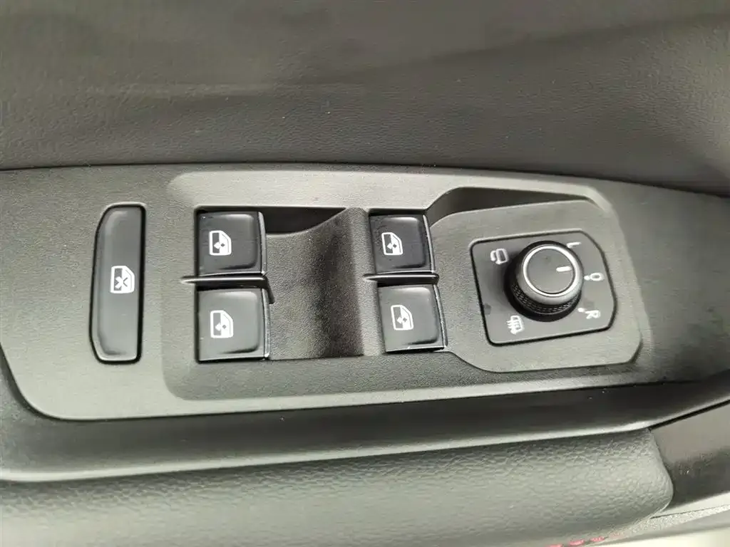 Volkswagen Lavida 2024 из CN, фото 4