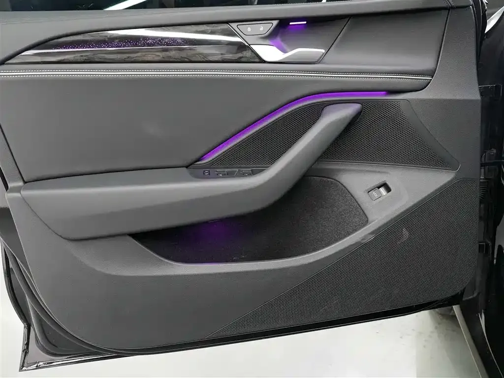 Volkswagen Magotan 2025 из CN, фото 10