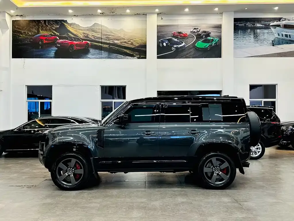 Land Rover Defender — фото 2