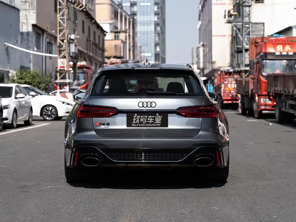 Audi RS 6 2022 из CN, фото 3