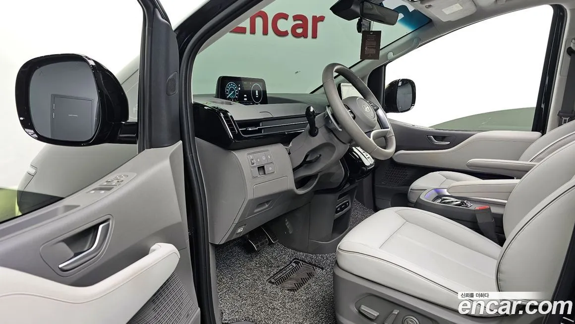 Hyundai Staria 2025 из KR, фото 10