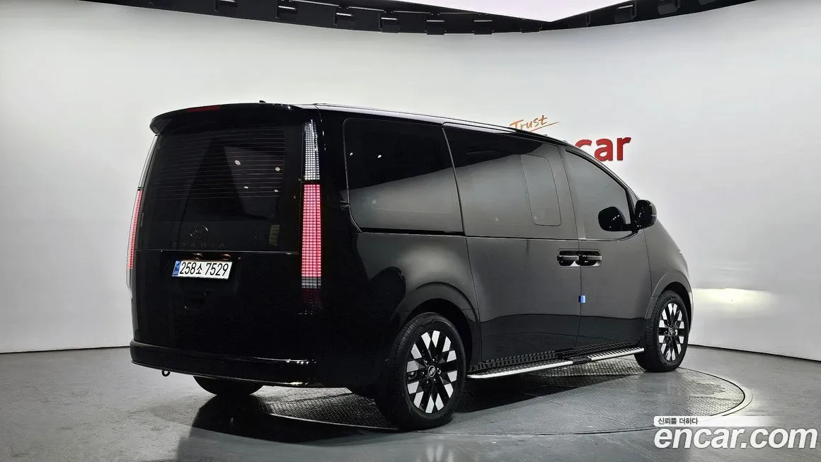 Hyundai Staria 2025 из KR, фото 7