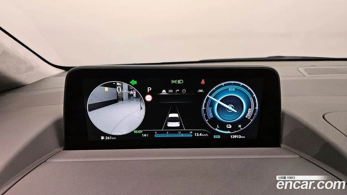 Hyundai Staria 2025 из KR, фото 9