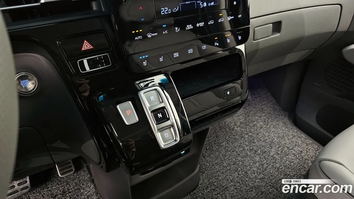 Hyundai Staria 2025 из KR, фото 3