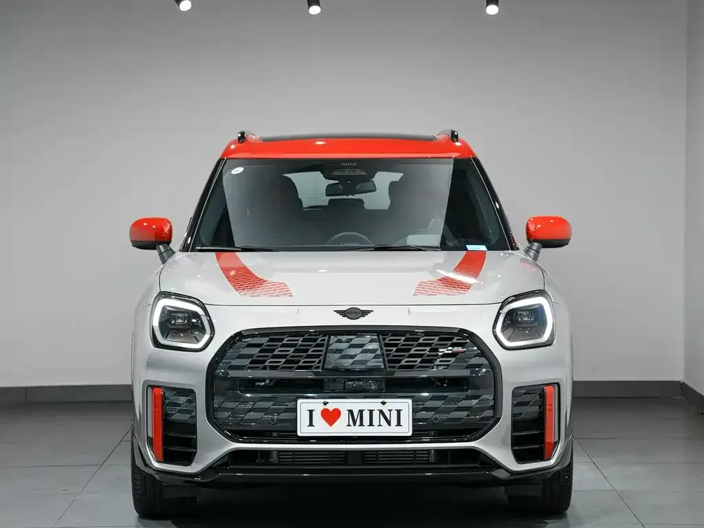 MINI Countryman JCW — фото 3