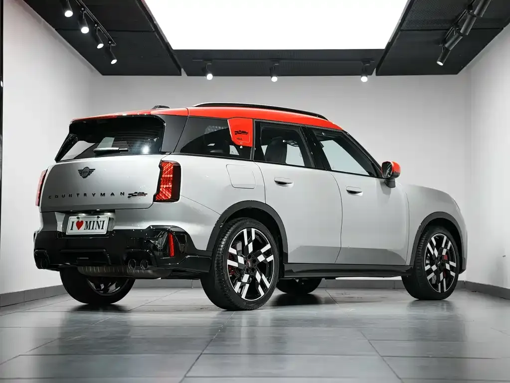 MINI Countryman JCW — фото 6