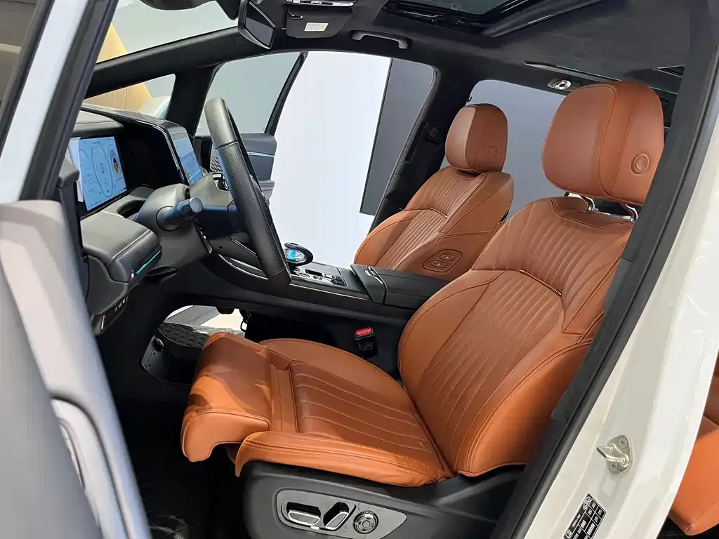 GAC Motor Trumpchi E9 — фото 4
