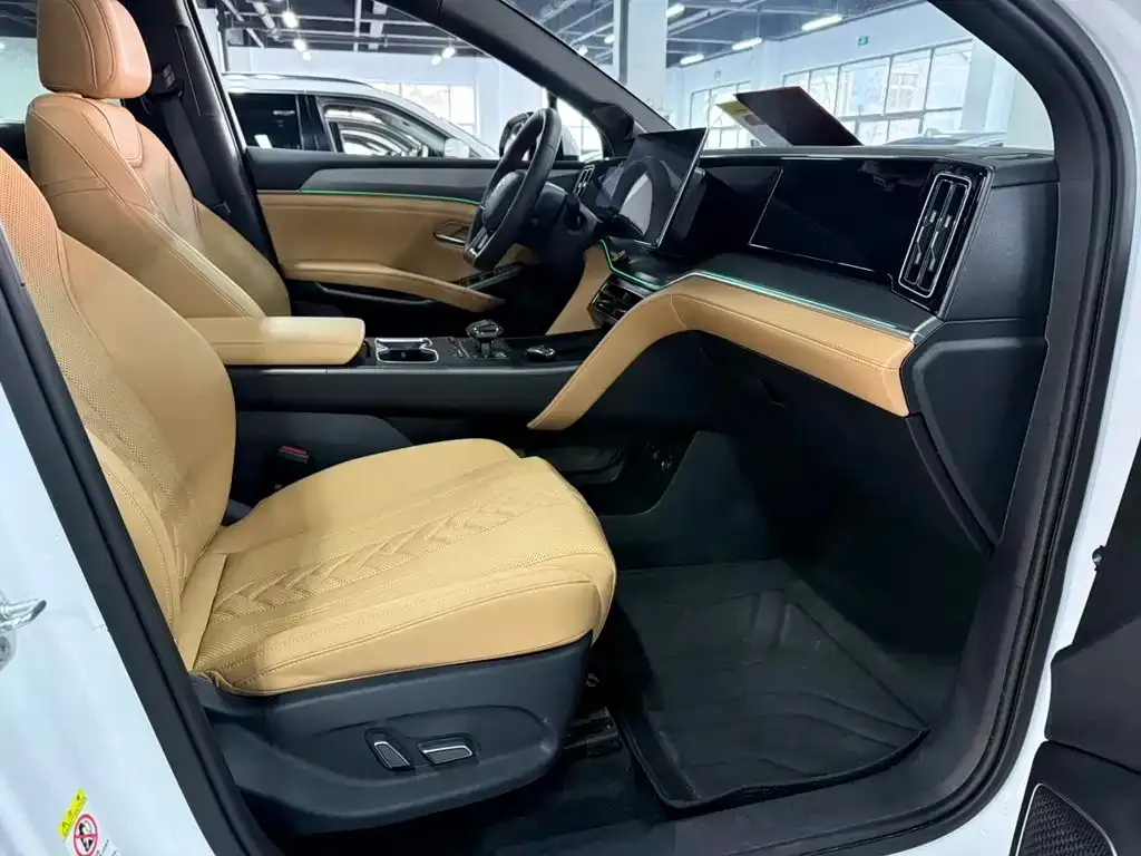 BYD L DM-i 2025 из CN, фото 8