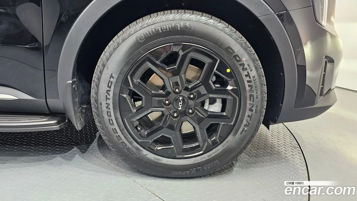 Kia Sorento — фото 10