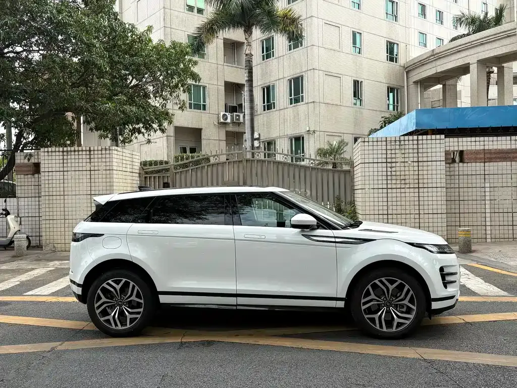 Land Rover Evoque — фото 8