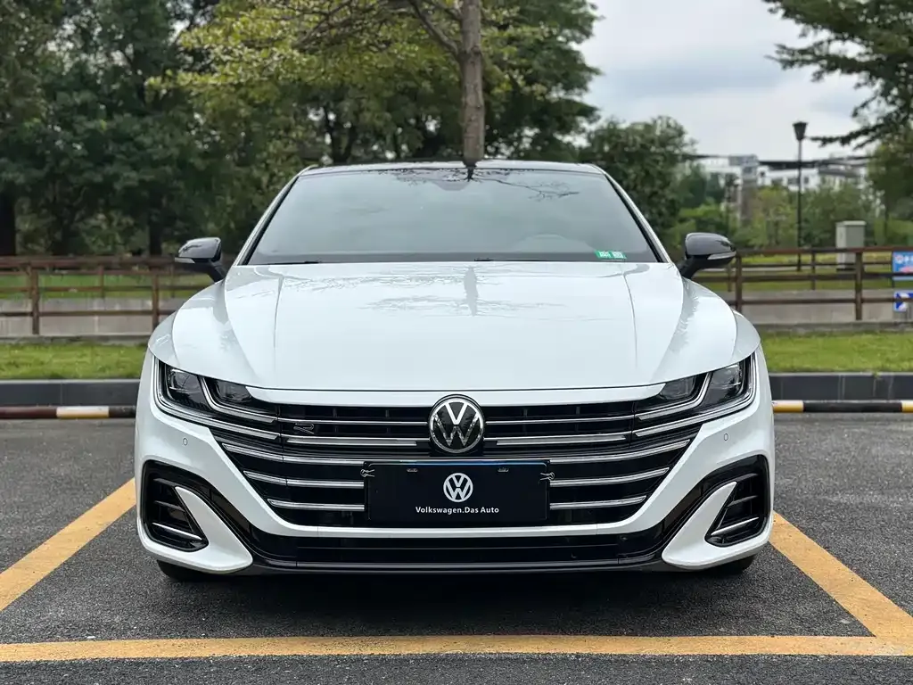 Volkswagen CC 2021 из CN, фото 1