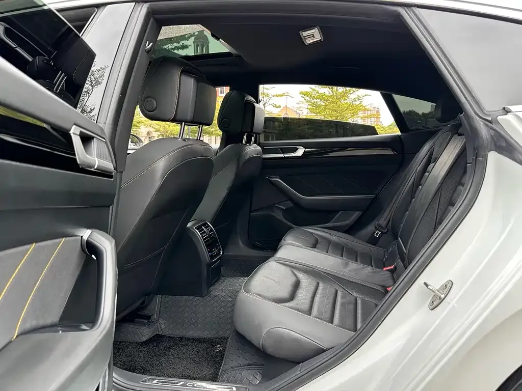 Volkswagen CC 2021 из CN, фото 5