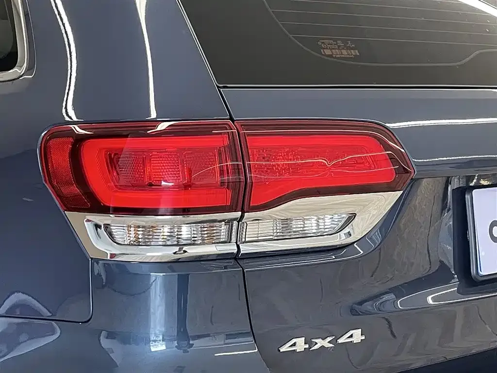 Jeep Grand Cherokee (Import) 2022 из CN, фото 3