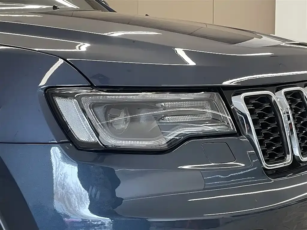 Jeep Grand Cherokee (Import) 2022 из CN, фото 8