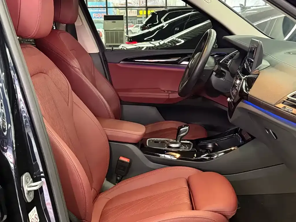 BMW X3 2024 из CN, фото 8