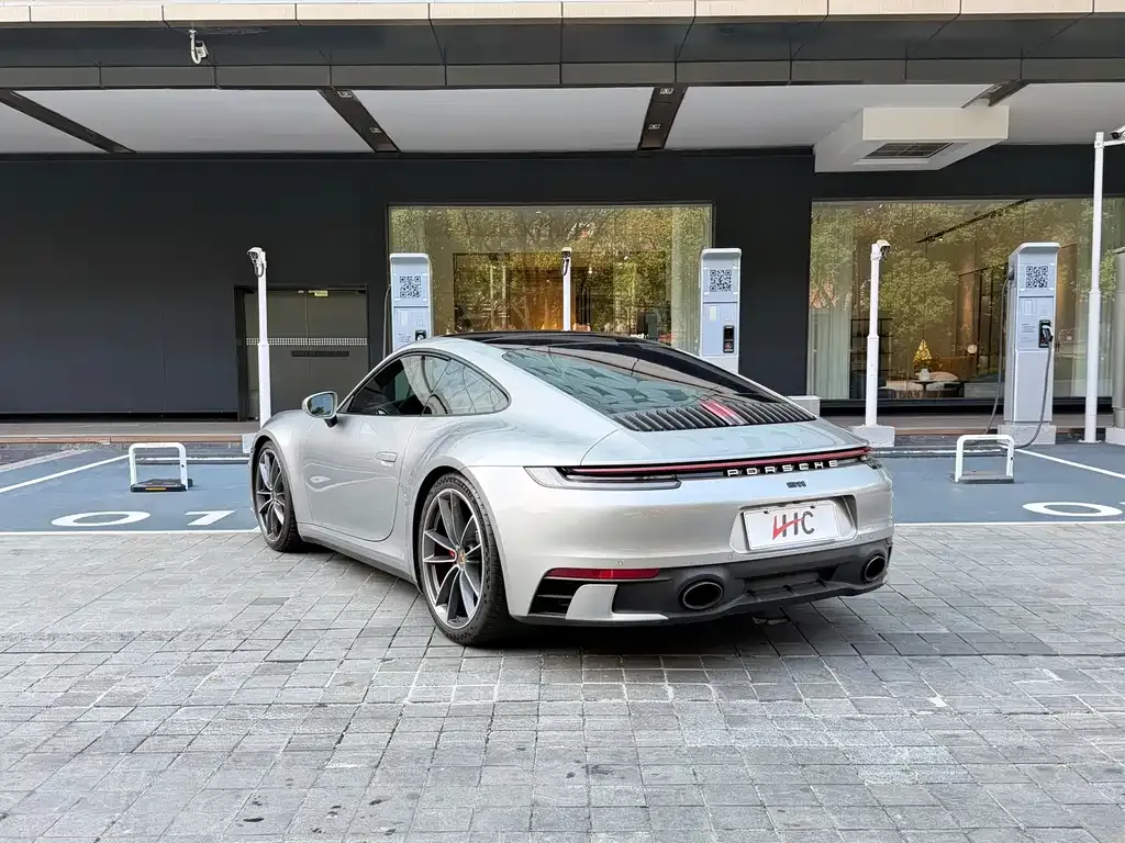 Porsche 911 2021 из CN, фото 8