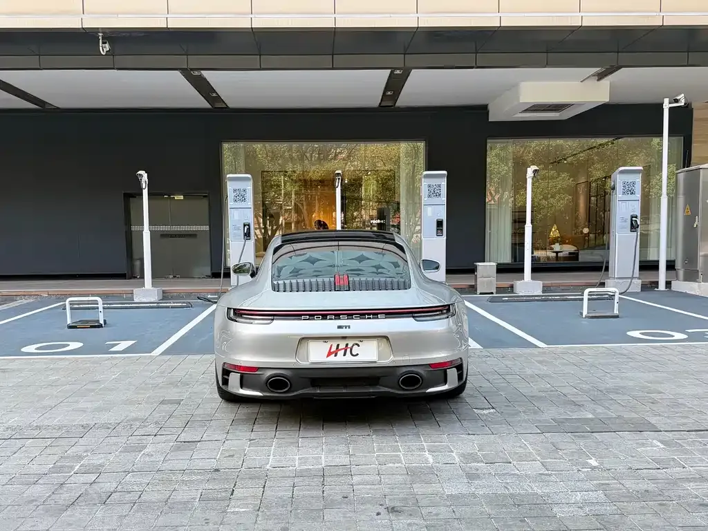 Porsche 911 2021 из CN, фото 9