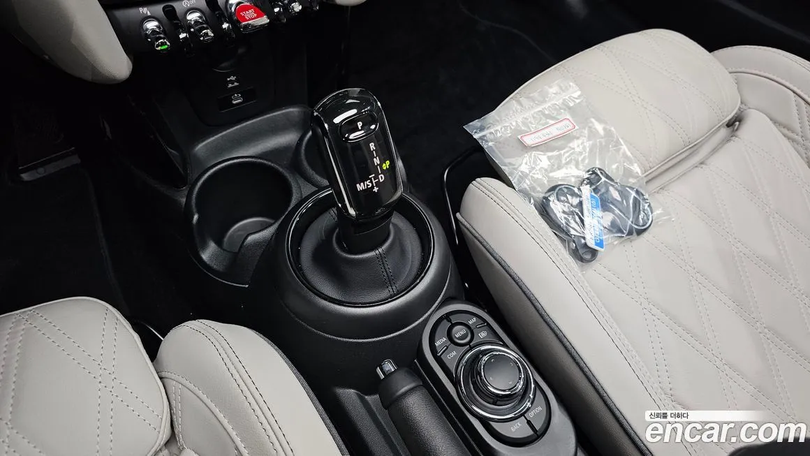 Mini Cooper 2023 из KR, фото 10