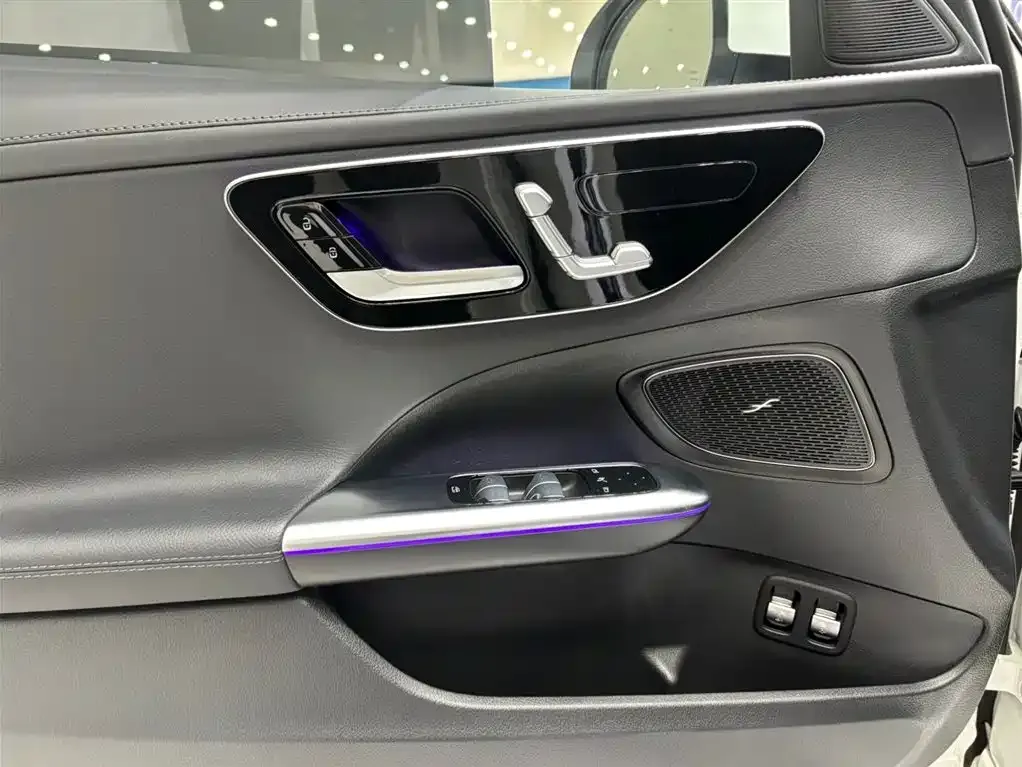 Mercedes-Benz C-Class New Energy 2024 из CN, фото 6
