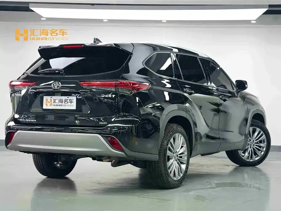 Toyota Highlander — фото 2