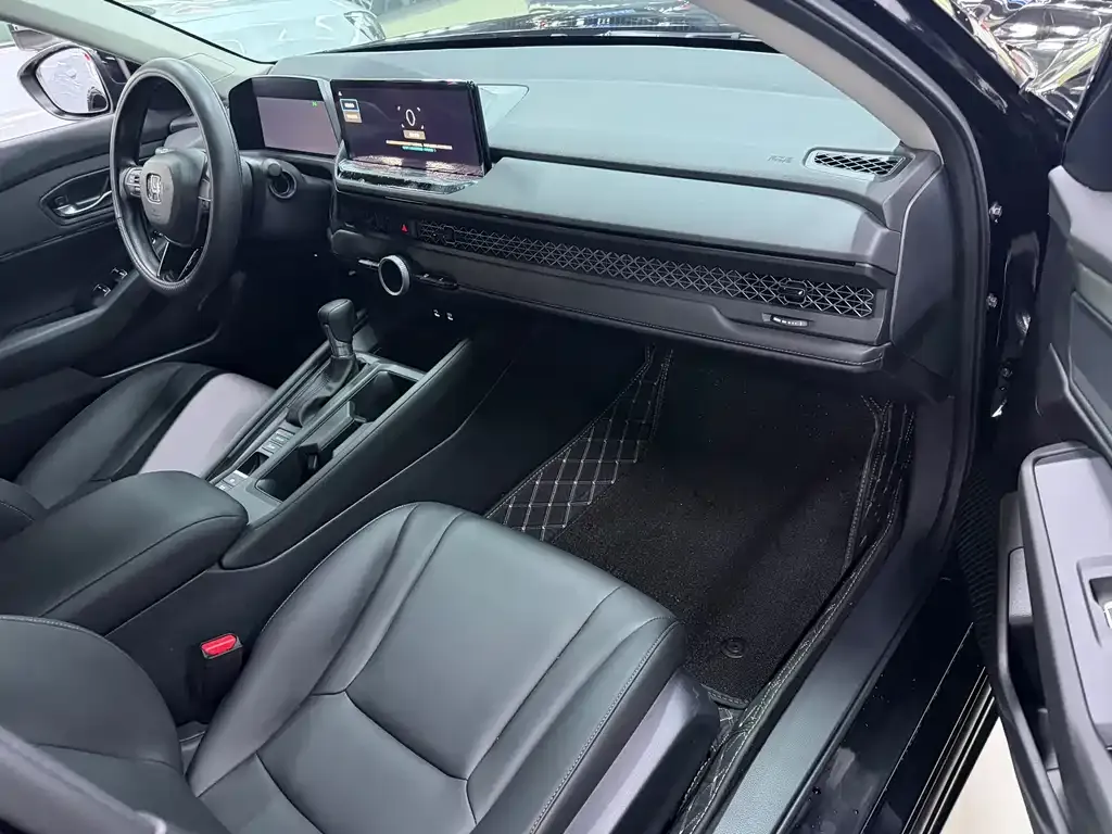 Honda Accord 2025 из CN, фото 5