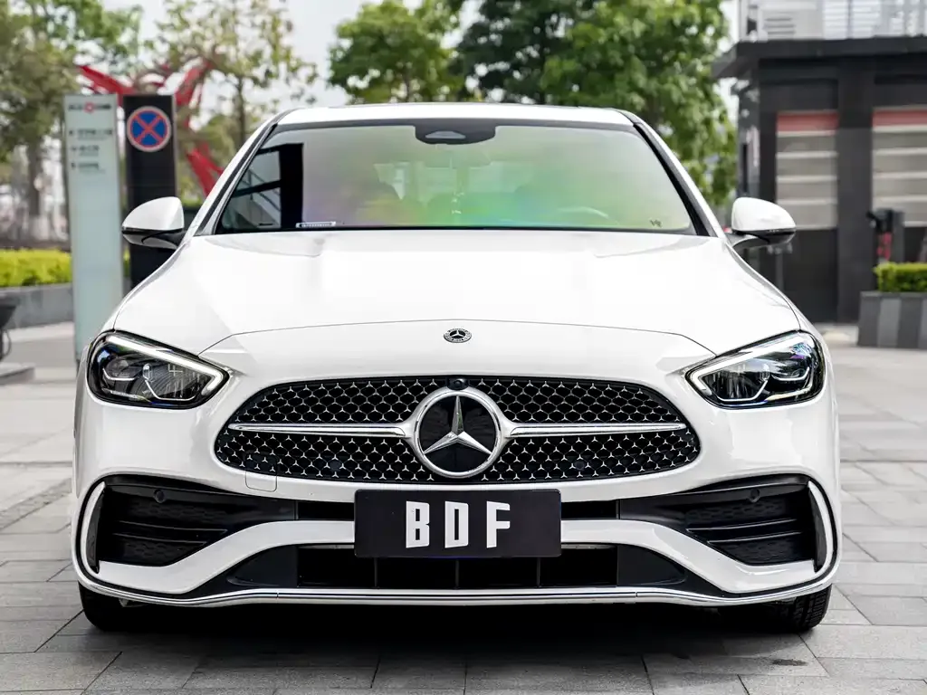 Mercedes-Benz C-Class — фото 10