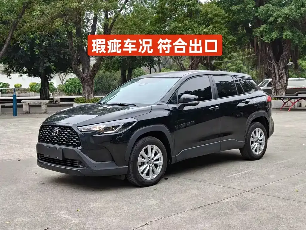 Toyota Corolla Cross — фото 1