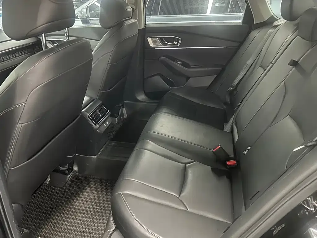 Honda Accord — фото 9