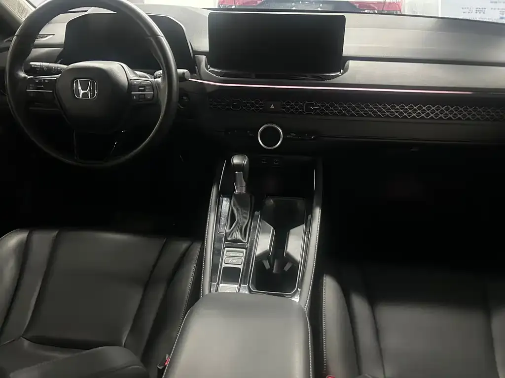 Honda Accord — фото 3