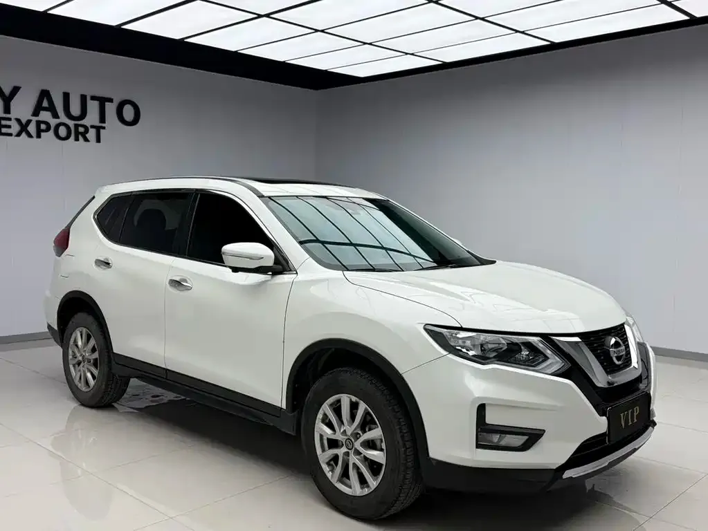 Nissan X-Trail — фото 8