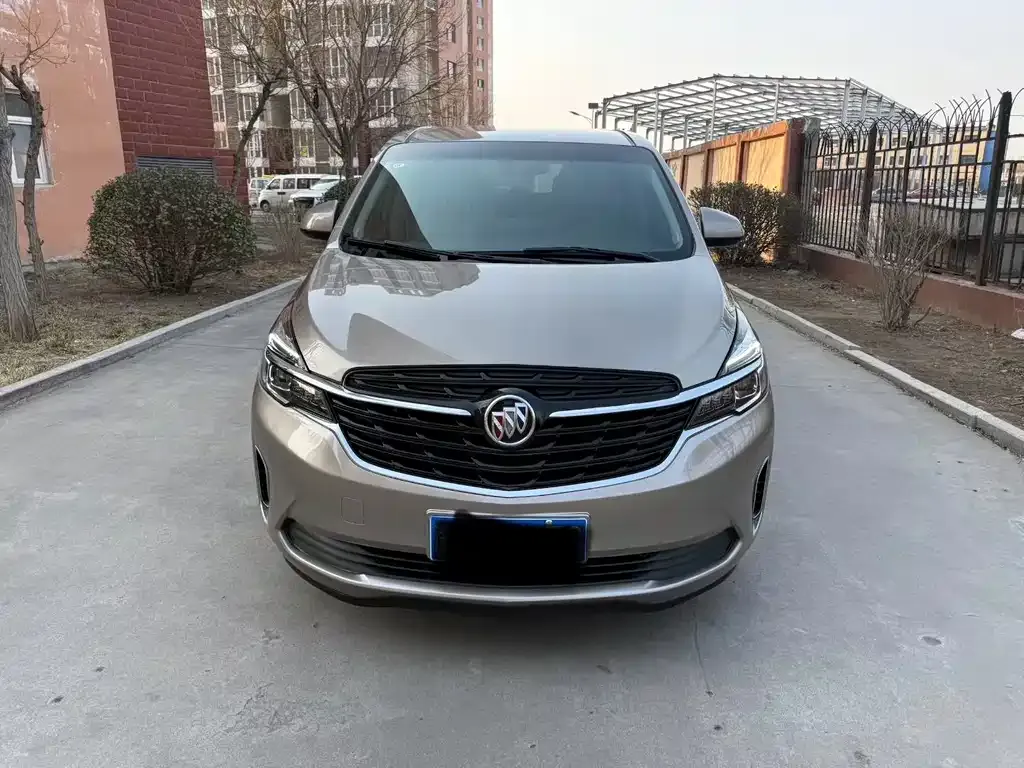 Buick GL8 2022 из CN, фото 3