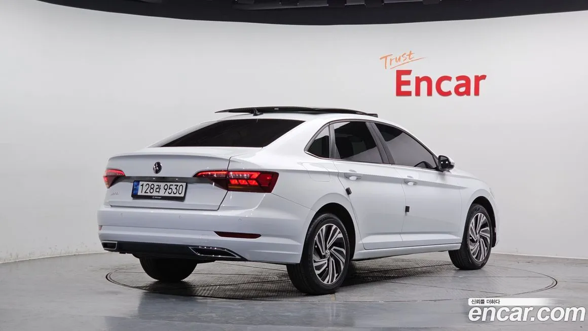 Volkswagen Jetta 2021 из KR, фото 2