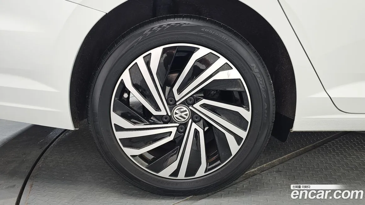 Volkswagen Jetta 2021 из KR, фото 3