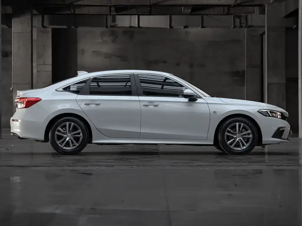 Honda Civic 2024 из CN, фото 8