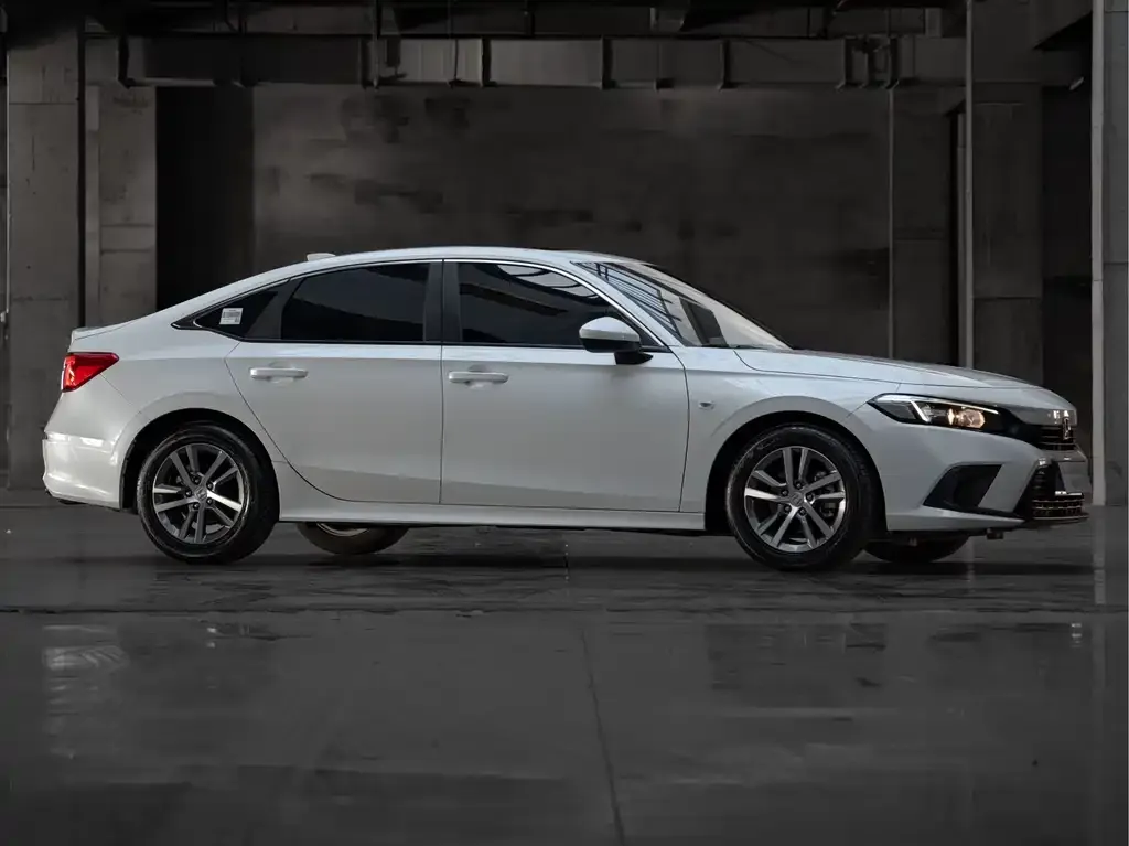 Honda Civic 2024 из CN, фото 3