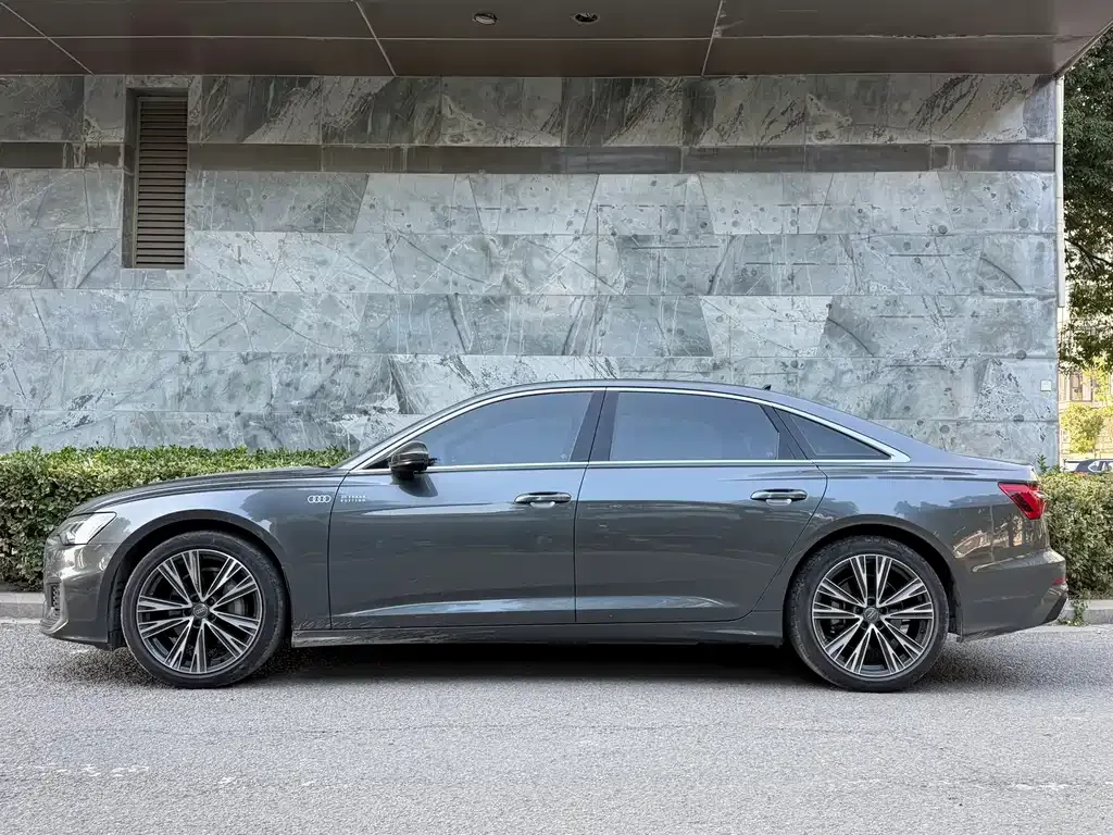 Audi A6L — фото 4