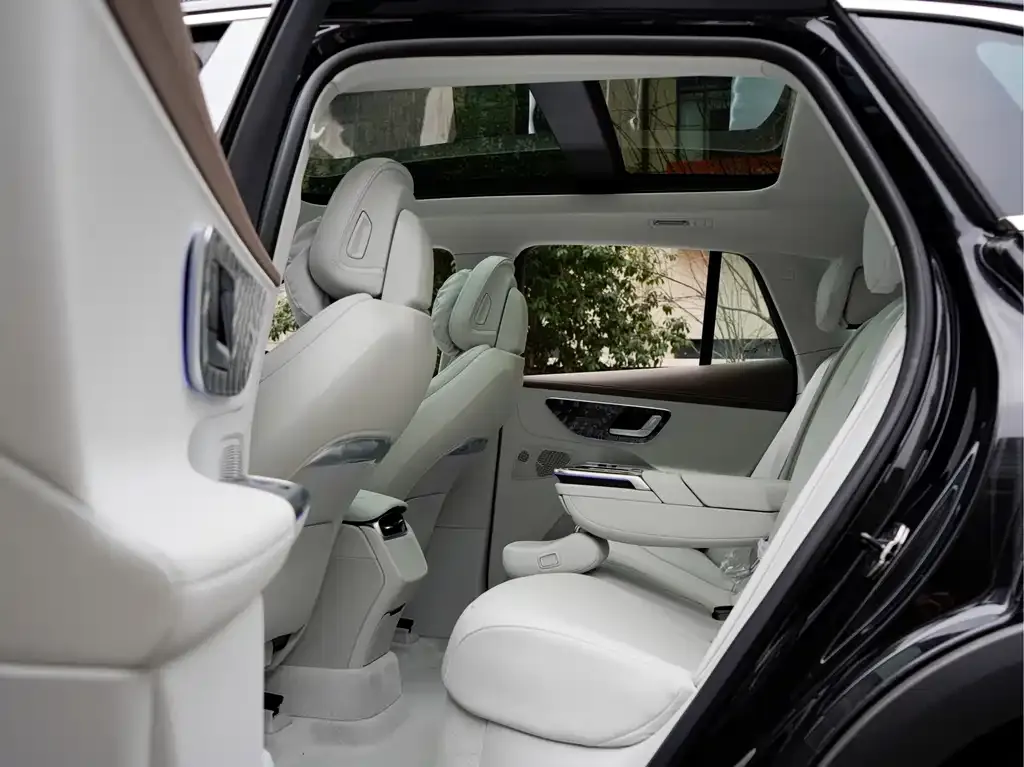 Mercedes-Benz EQE SUV 2026 из CN, фото 3
