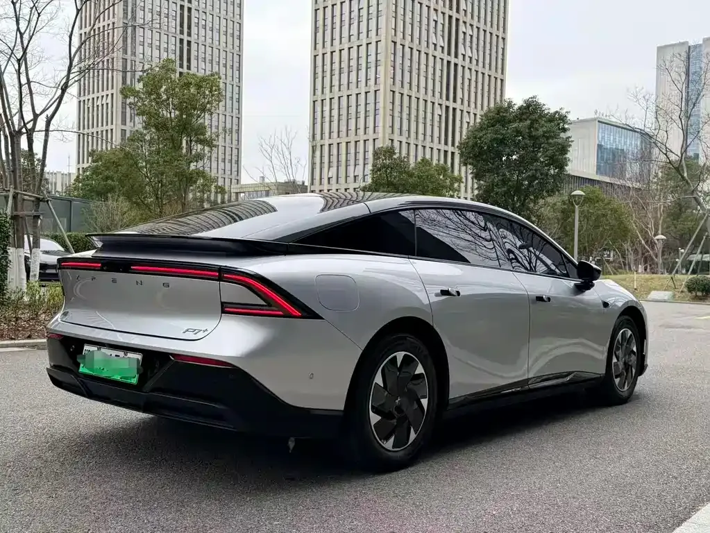 XPeng P7+ — фото 10