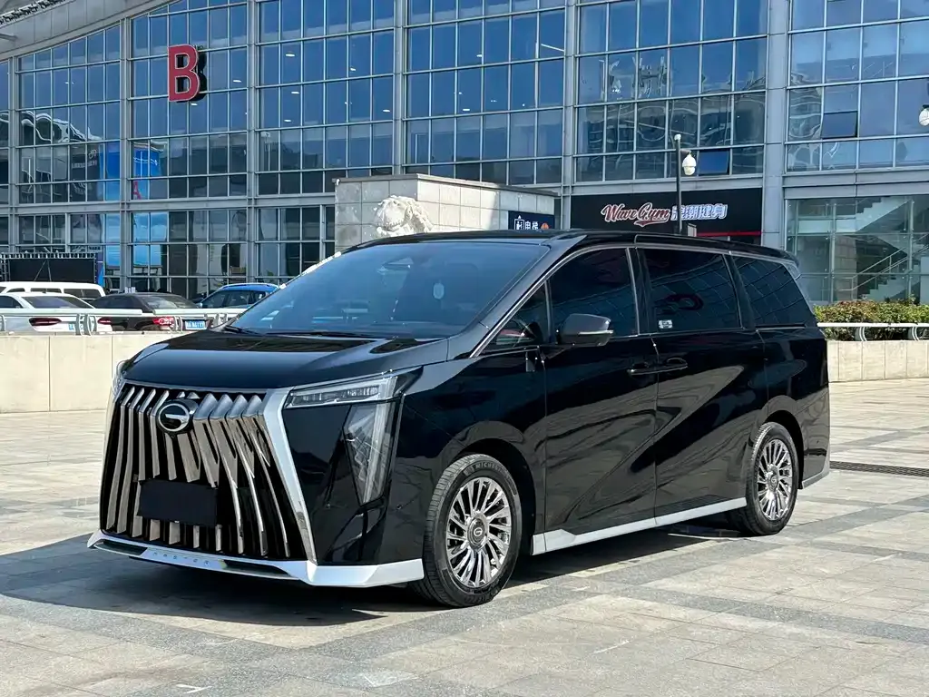 GAC Motor Trumpchi M8 — фото 1
