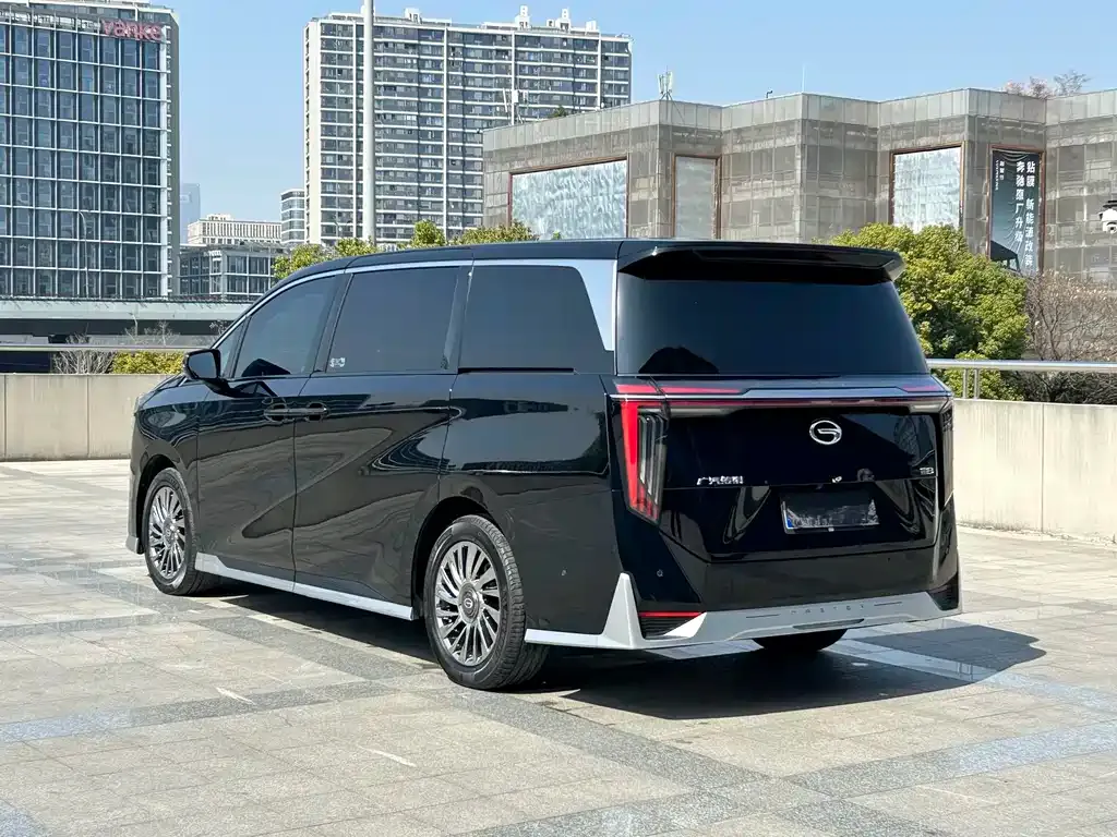 GAC Motor Trumpchi M8 — фото 4