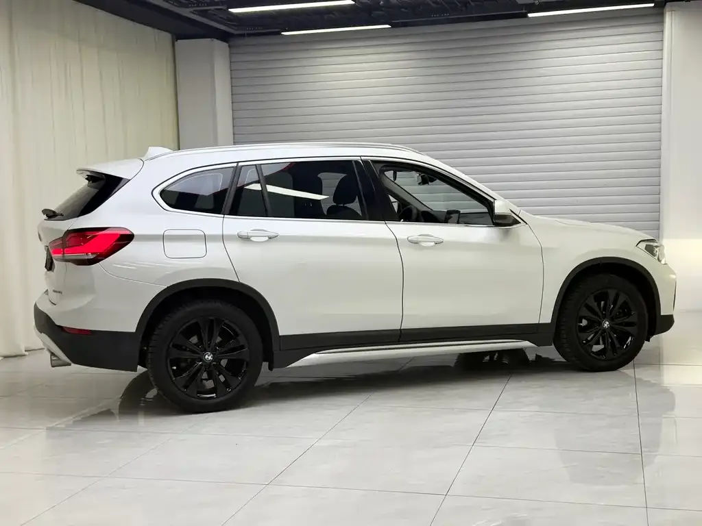 BMW X1 2022 из CN, фото 4