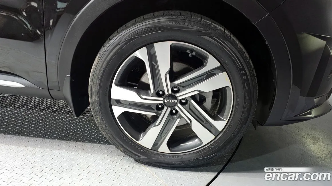 Kia Sorento — фото 3