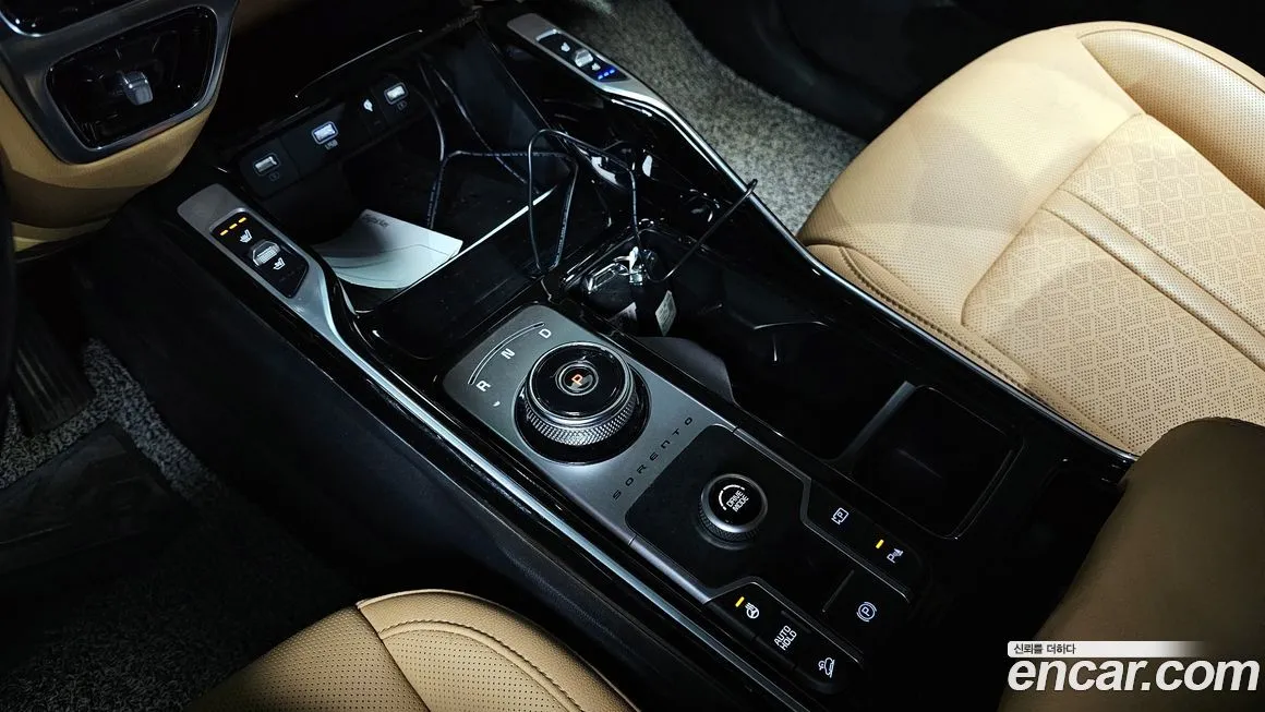 Kia Sorento — фото 7