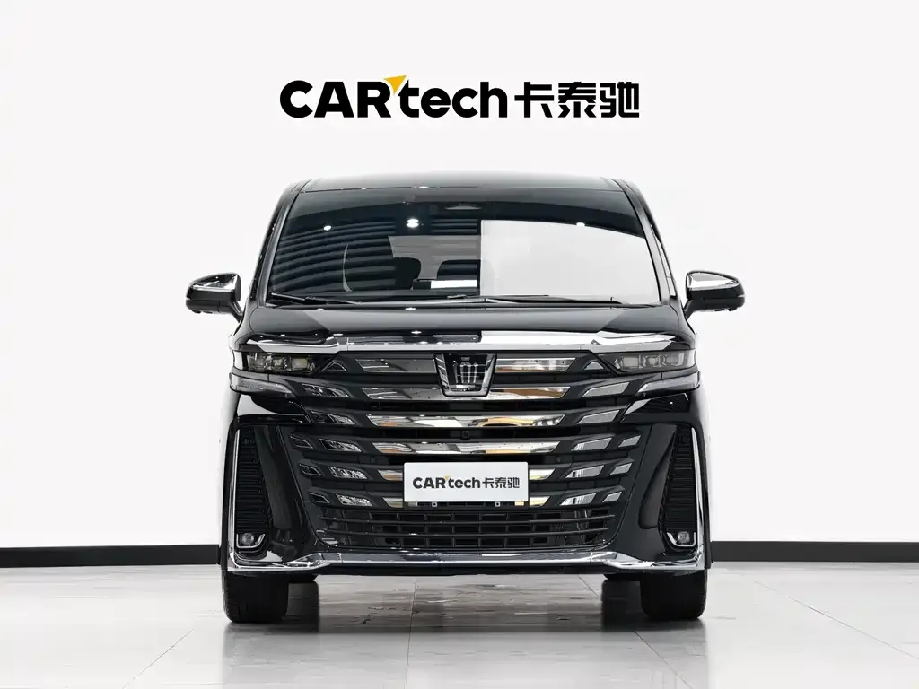 Toyota Vellfire — фото 10
