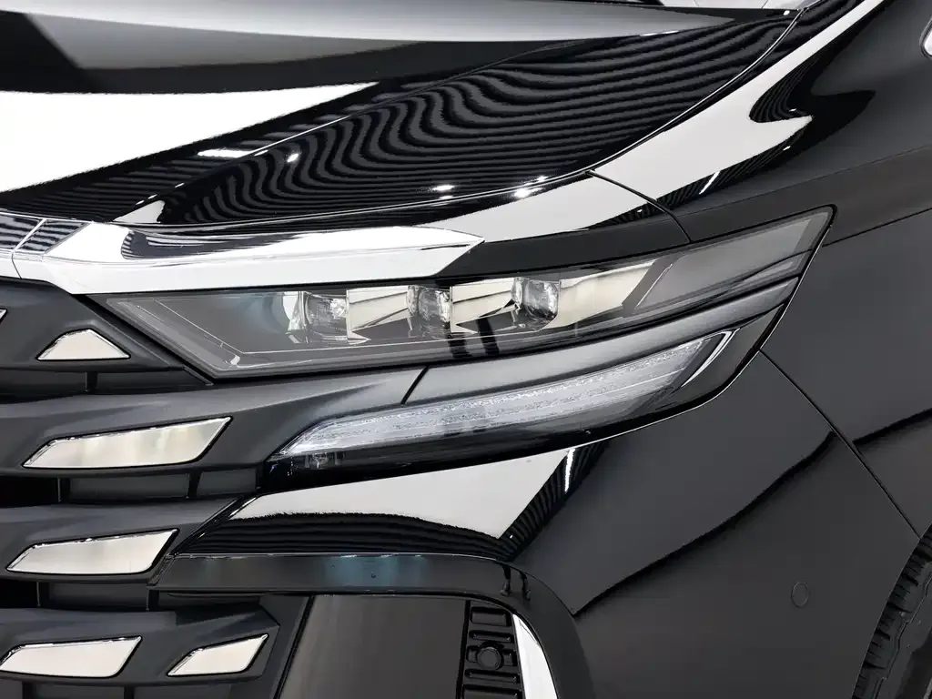 Toyota Vellfire — фото 6